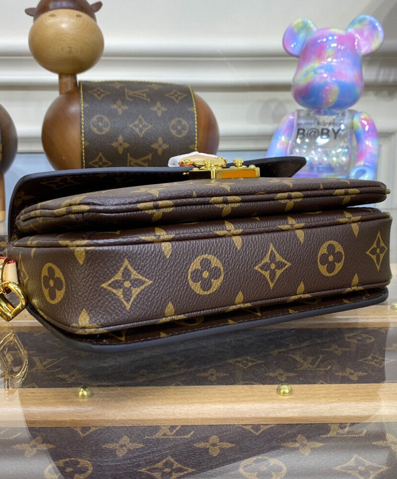 Louis Vuitton Pochette Metis East West M46279 Brown